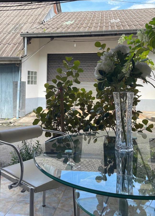 Rynn Hotel Τρατ Εξωτερικό φωτογραφία